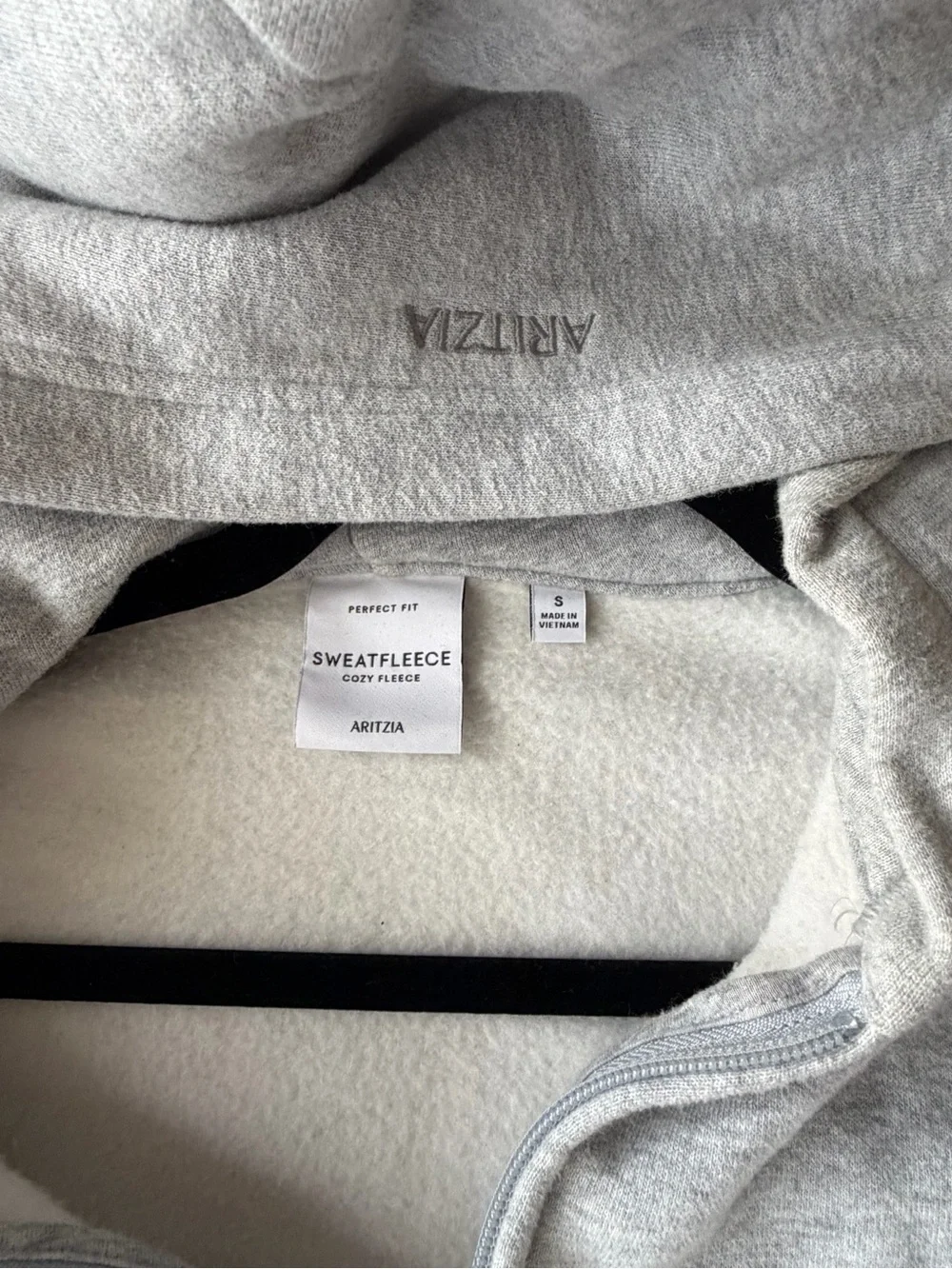 Aritzia Men's Light Gray Full-Zip Hoodie